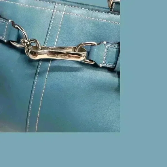 COACH Hamptons Teal Leather Belted Satchel Y2K - Picture 6 of 11